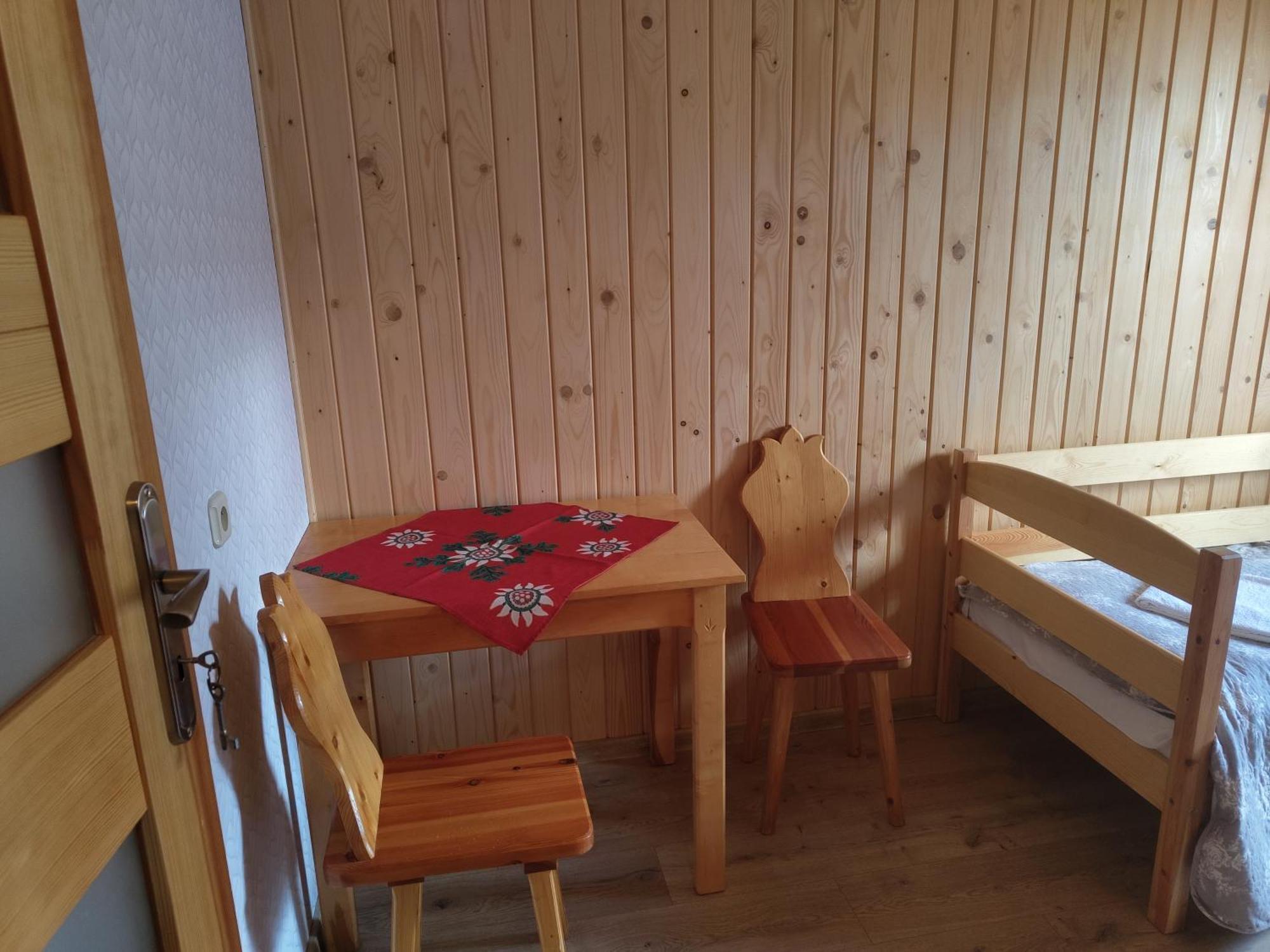 Pokoje Goscinne Jawor Bukowina Tatrzańska Exterior foto